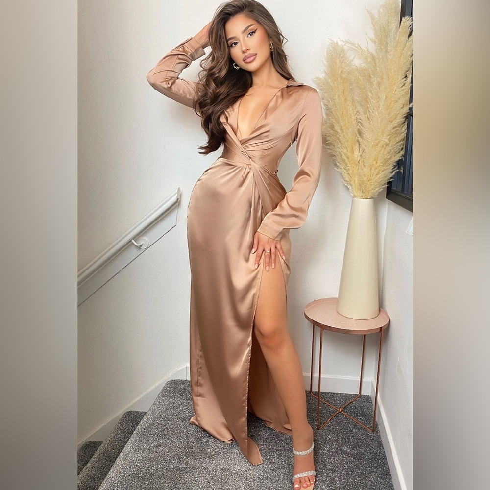 Satin Maxi Dress🤎